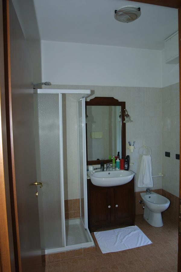 Borromeo Residenze Service S.A.S Peschiera Borromeo Exterior photo